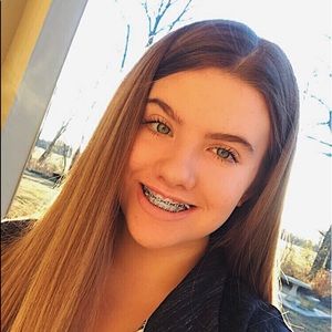 Meet your Posher, Ellie